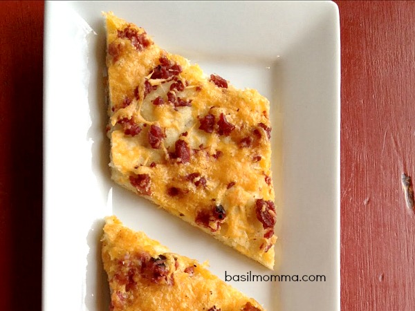 Cheddar Beef Snack Bread - Perfect for brunch, game day food, or an after school snack. Get the recipe from basilmomma.com